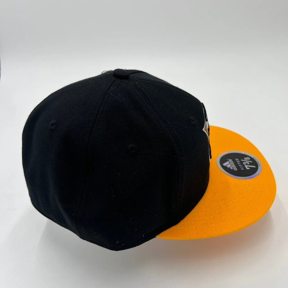 Adidas Pittsburgh Penguins NHL‎ Fitted Hat 7 3/8 Black Yellow Flat Brim Cap